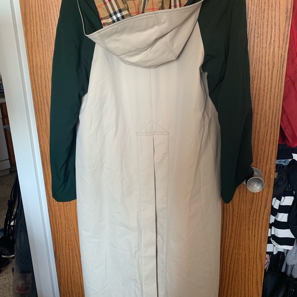 Burberry detachable hood wool and cotton gabardine - Picture 2 of 8